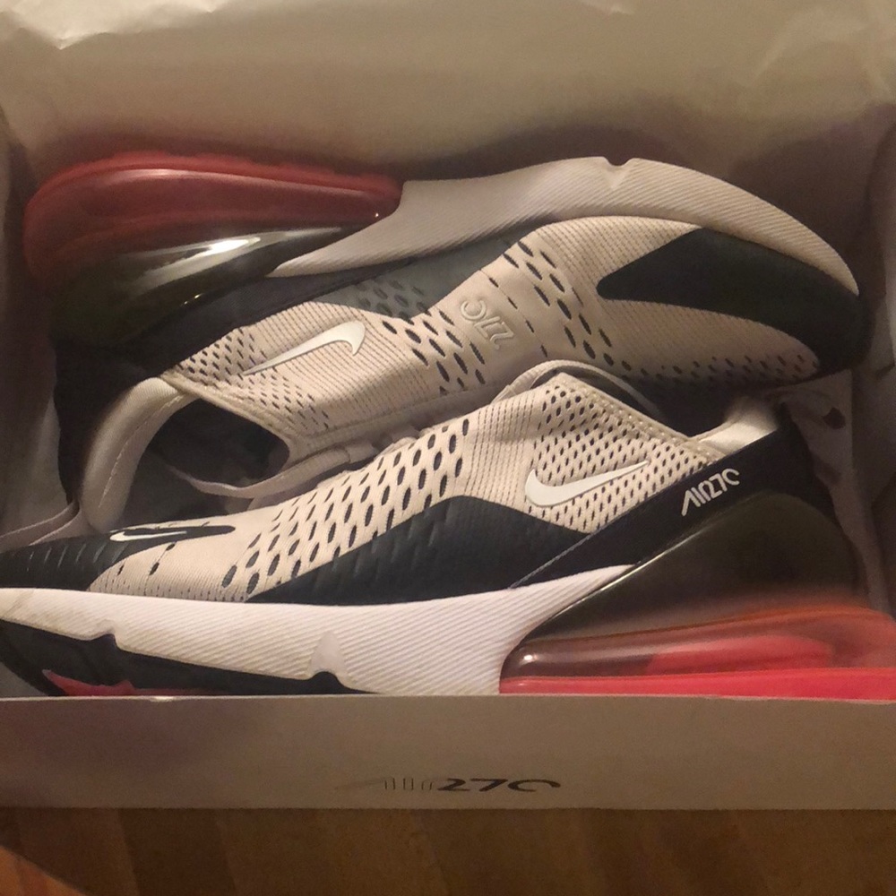 Nike Air Max 270 size 10